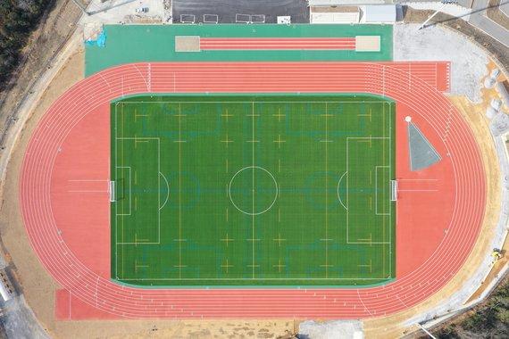 小野希望の丘陸上競技場(アレオ)を上空から撮影した写真