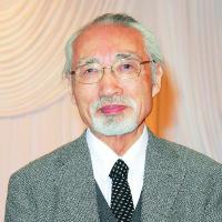 岡井隆さんの肖像写真