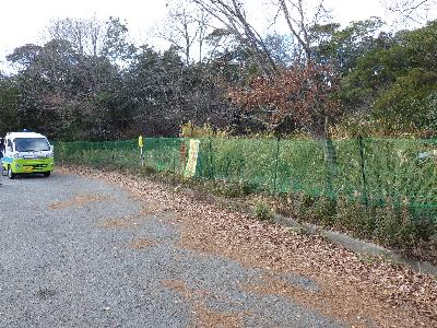 看板とネットの設置