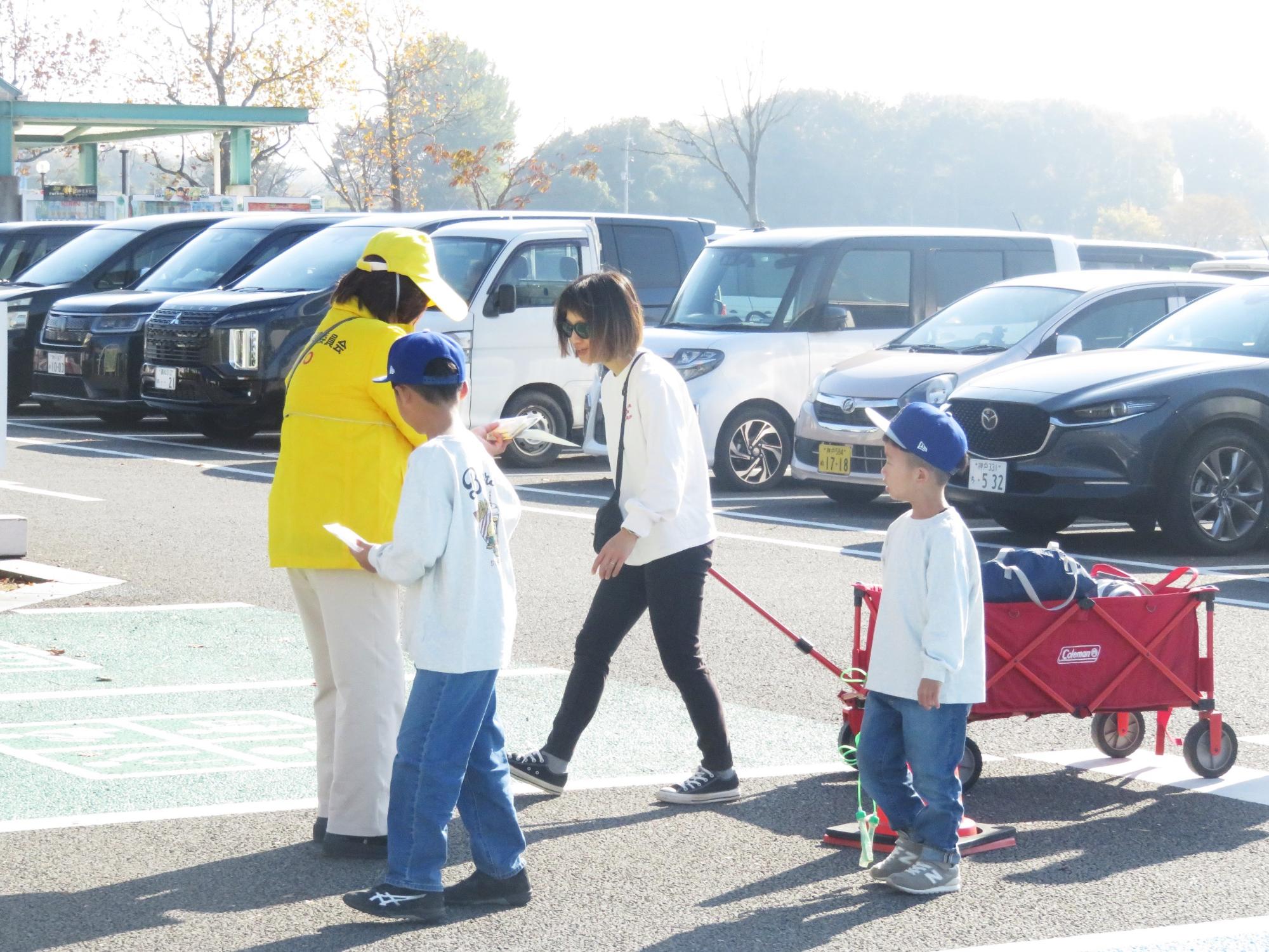啓発活動の様子2