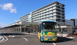 北播磨総合医療センターにらんらんバスが停車している写真
