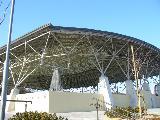 ドーム状の巨大な屋根で構成された施設 龍翔（りゅうしょう）ドームの写真