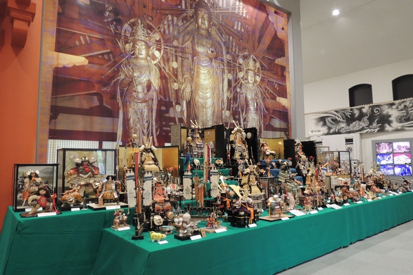 企画展「端午の節句飾り」展示風景