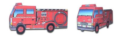 赤い車体で側面にポンプが装備されている消防ポンプ自動車のペーパークラフトの完成写真