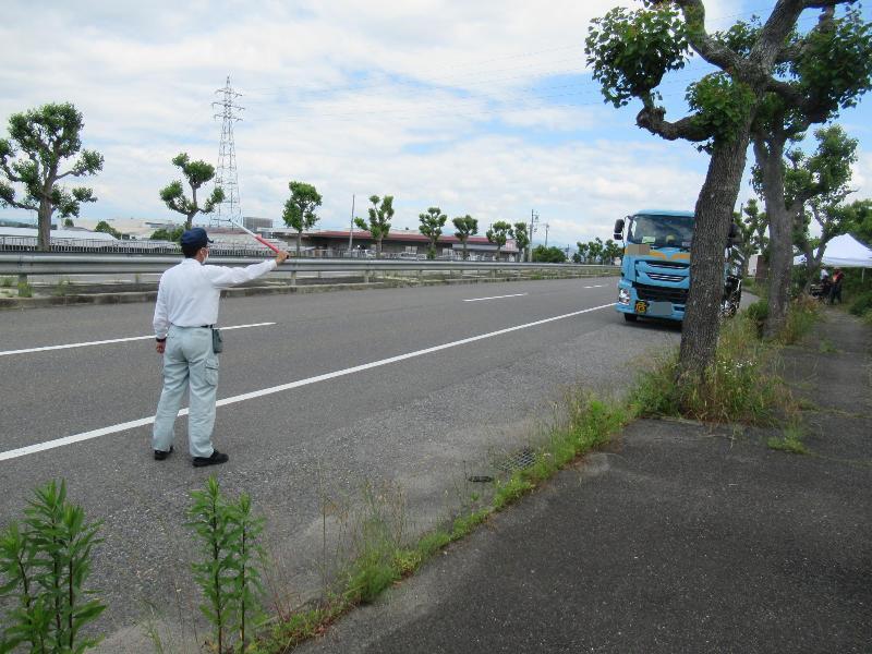 安全安心パトロール隊による誘導
